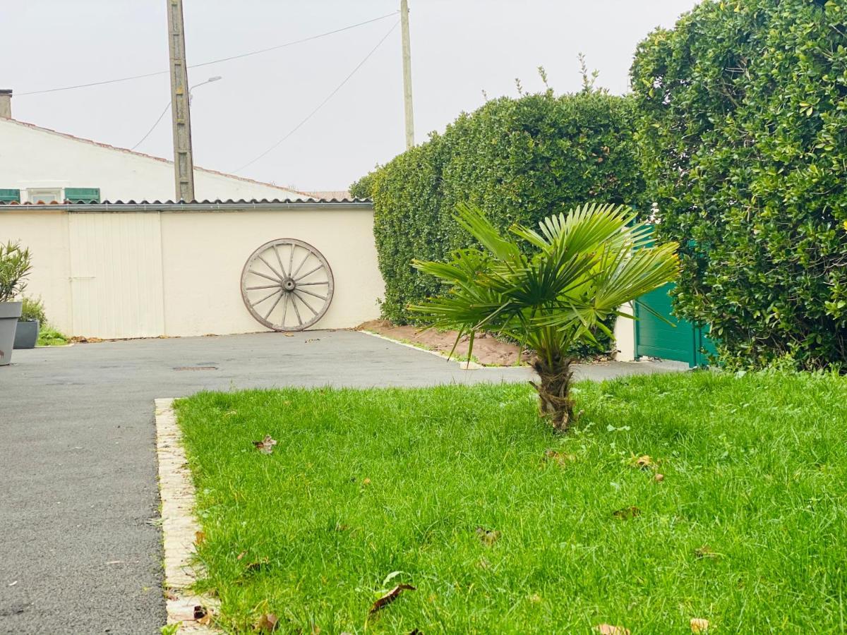 Maison De Campagne Chez Trabou Et Loulou 20 Min De La Rochelle Aigrefeuille-dʼAunis 外观 照片